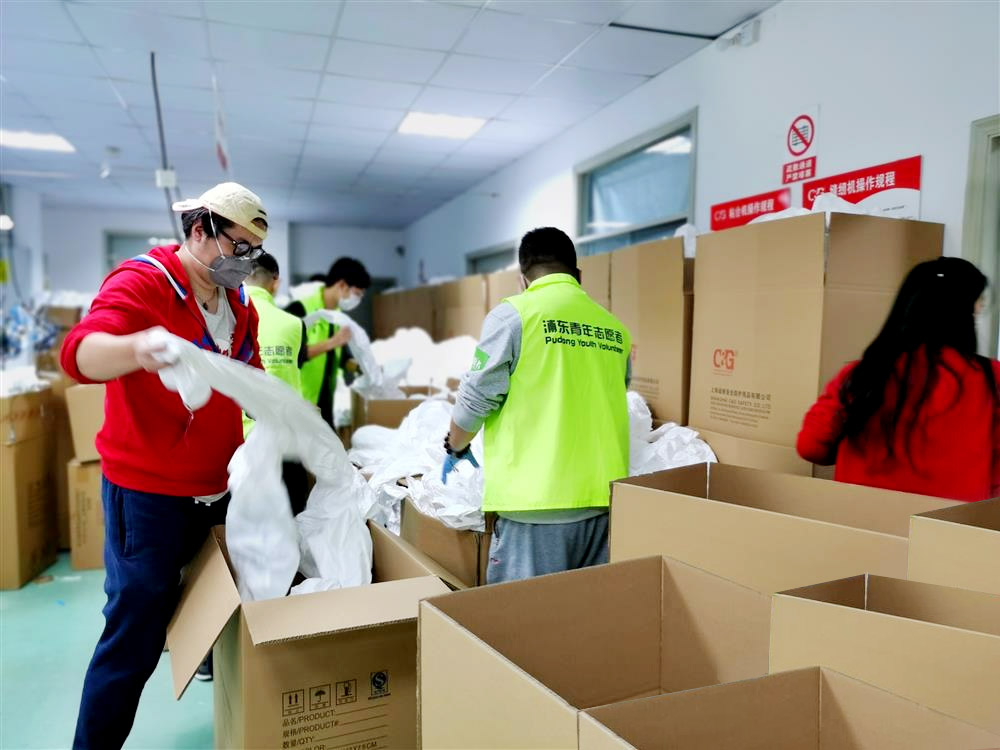 綠馬甲“浦東青年志愿者”,的一次晚班志愿服務