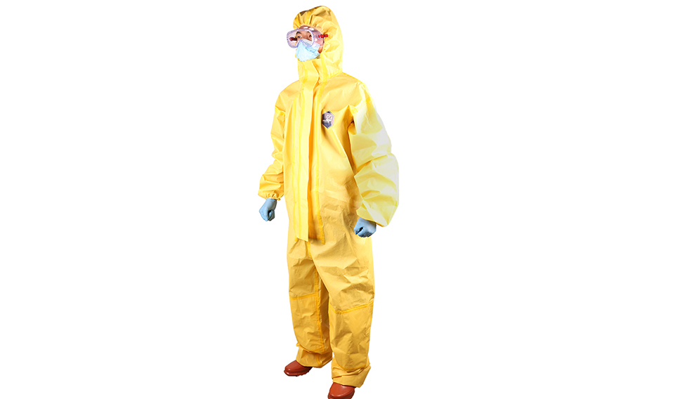 化學(xué)防護服在石油化工行業(yè)的選擇與應(yīng)用