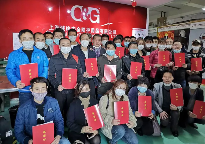 感謝你們為防疫物質生產做出的貢獻,為你們點贊!